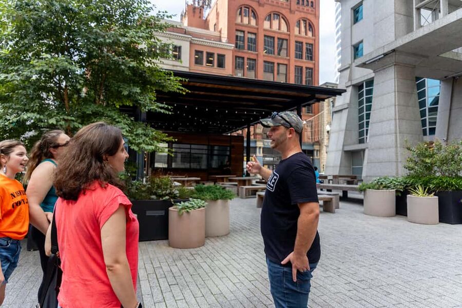 Nashville: The Ryman, Tootsies, Broadway, & Printer's Alley - Bicentennial State Park and the open-air pause