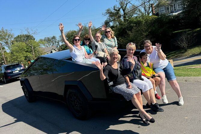 Private Best of Nashville VIP City Tour by Cybertruck - Centennial Park and the Parthenon