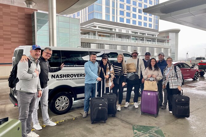 Private Nashville Airport Shuttle to Downtown Fast and Easy - Larger groups get the clearest value