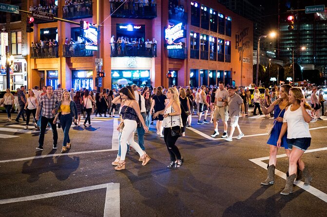 Private transfer to Nashville Airport and Hotel - Is the private price worth it?