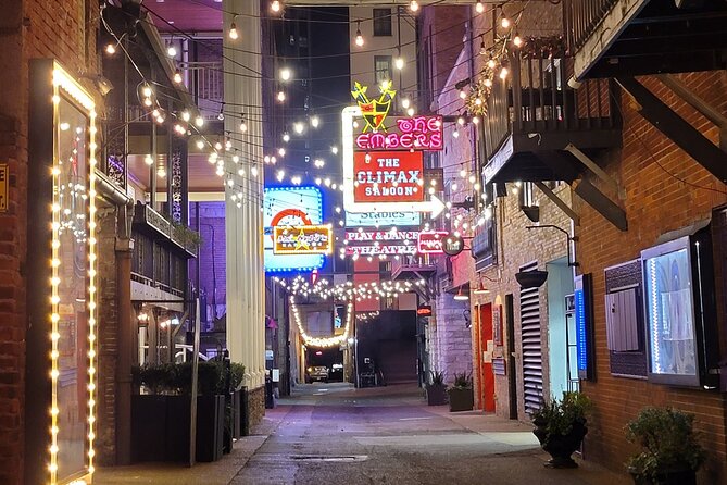 Seeking Spirits Haunted Night-Time Pub Crawl in Nashville - Printer’s Alley After Dark