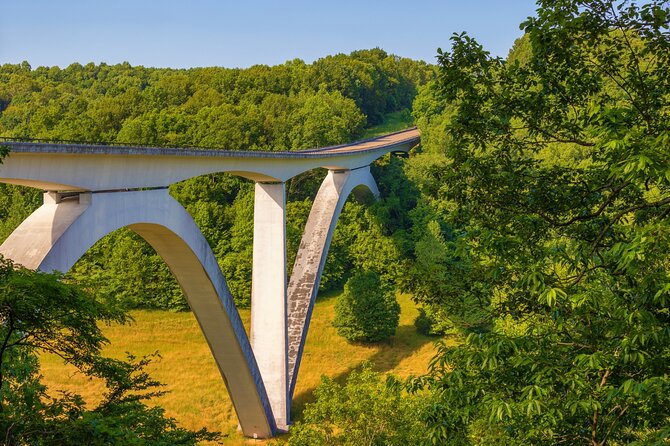 Self-Guided Audio Driving Tour in Natchez Trace Parkway - A Parkway That Turns Driving Into the Main Event