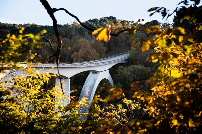 Self-Guided Audio Driving Tour in Natchez Trace Parkway - Rock Spring and Colbert Creek Offer a Quiet Pause