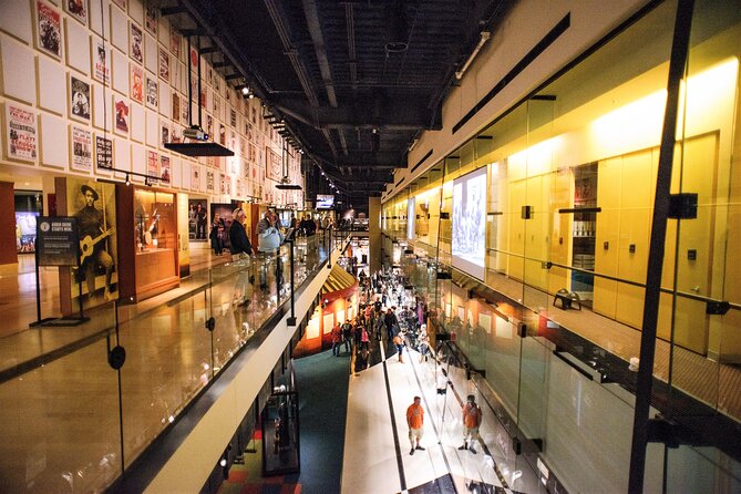 Songwriter Session Performance & Country Music Hall of Fame Combo - Is the $31.95 price a good deal?