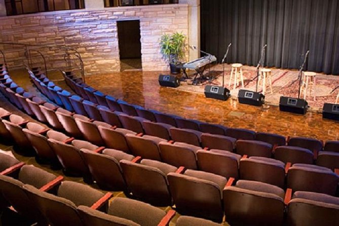 Songwriter Session Performance & Country Music Hall of Fame Combo - The changing lineup is part of the appeal