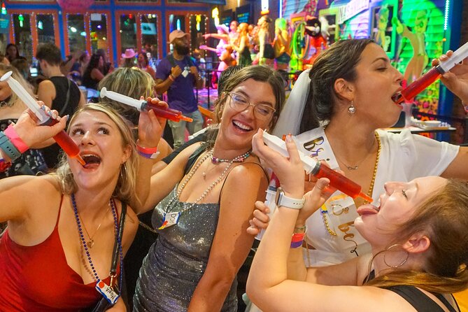 VIP Bar and Club Crawl in Nashville - Stop two and the problem with a fixed route