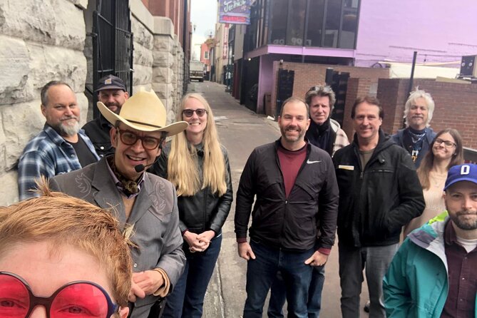 Walkin' Nashville - Music City Legends Tour - Tootsies, songwriters, and the Country Music Hall of Fame